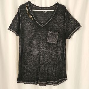 Peace & Pearls Charcoal V-Neck Tee with Pocket Embroidered 'Hello Sunshine' Sz L